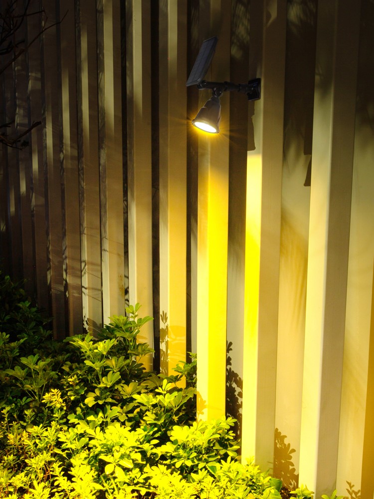 Iplux tuinspots voor aan de schutting 
