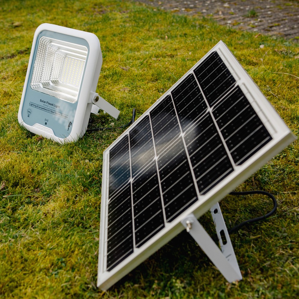 Iplux PowerBeam Elite 4000 lumen Solar LED Schijnwerper met Bewegingssensor foto 8