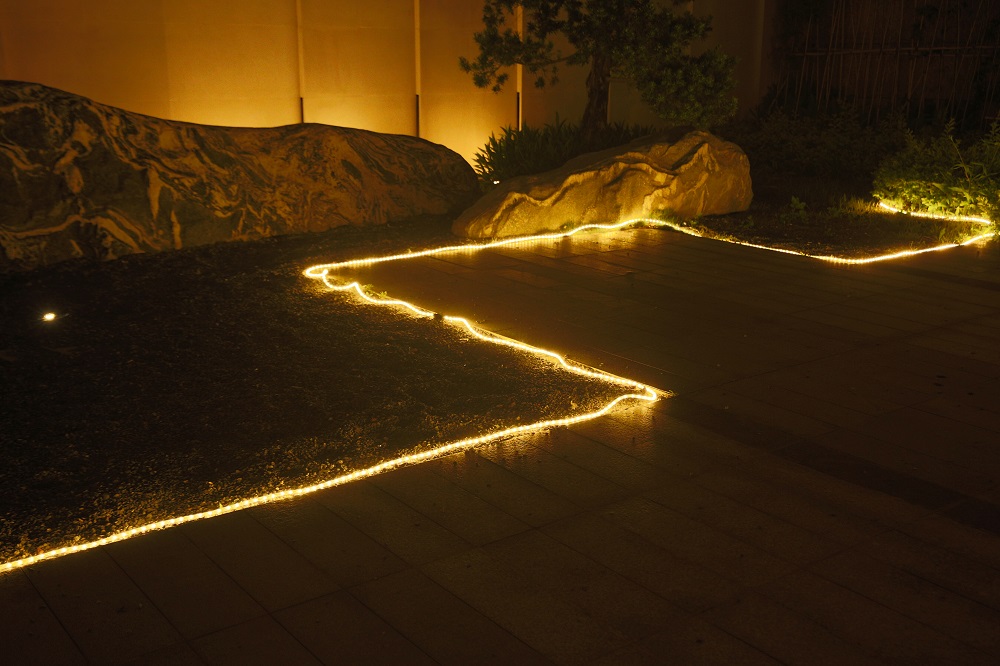 Iplux® Solar lichtsnoeren – Charmante Verlichting voor je Tuinpad