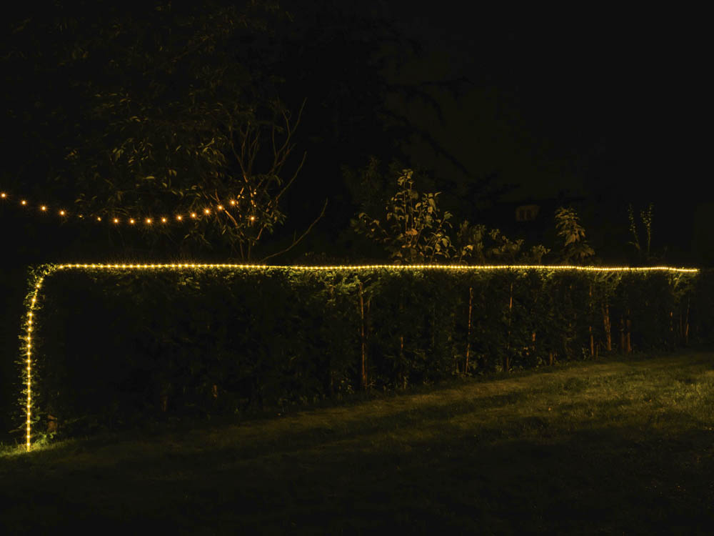 Sfeervolle Solar Lichtsnoeren van Iplux® voor je heg
